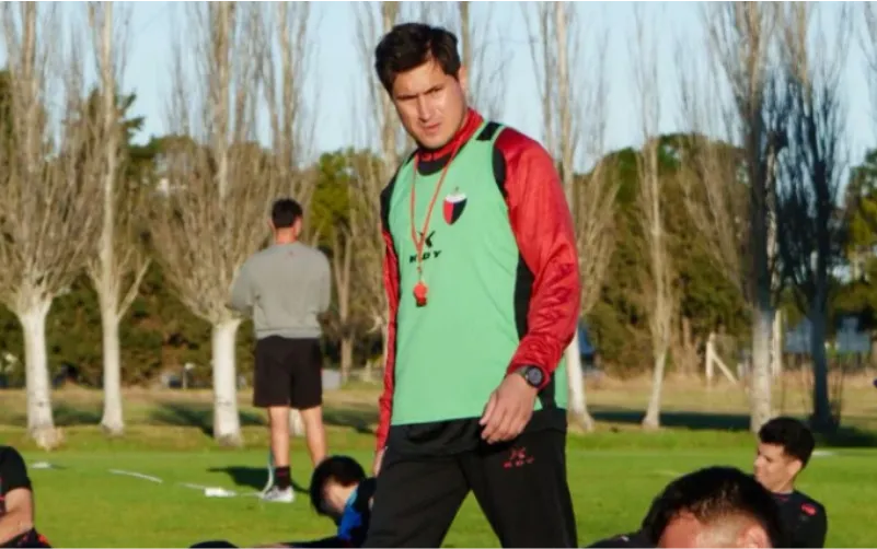 Captura de pantalla 2025-11-19 090401